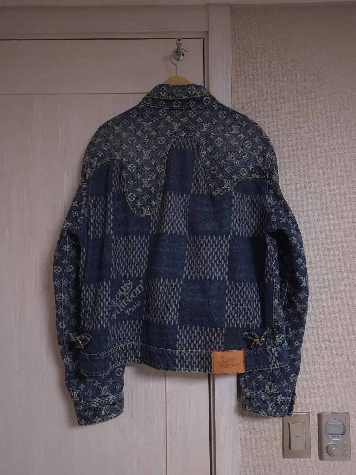 thumbnail-1